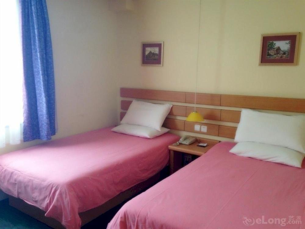 Home Inn Guangzhou Guangdong University Of Foreign Studies Baiyun Avenue Экстерьер фото