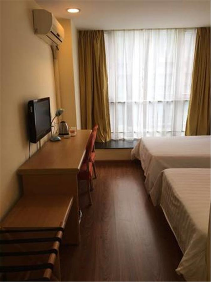 Home Inn Guangzhou Guangdong University Of Foreign Studies Baiyun Avenue Экстерьер фото